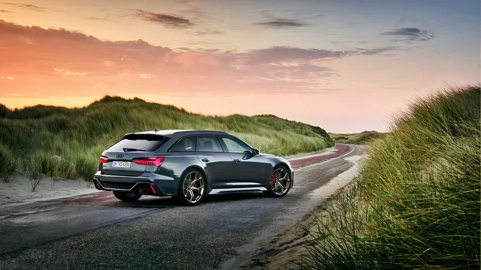 2025 Audi RS6 Avant in gray parked