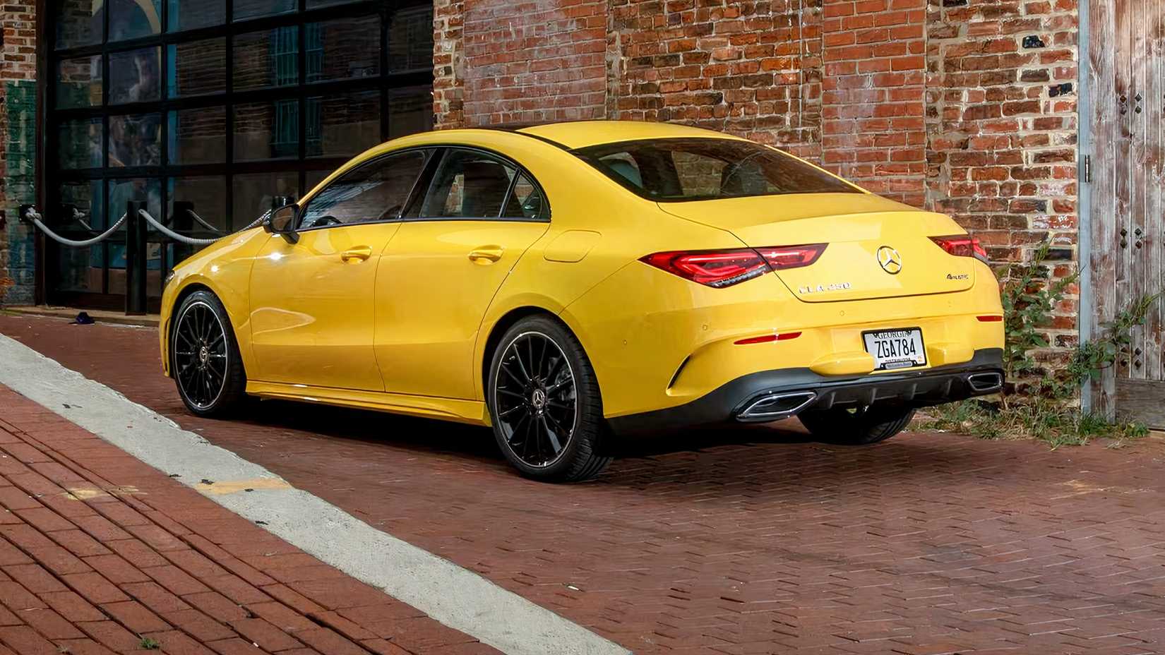 2020 Mercedes-Benz CLA 250 4MATIC in yellow