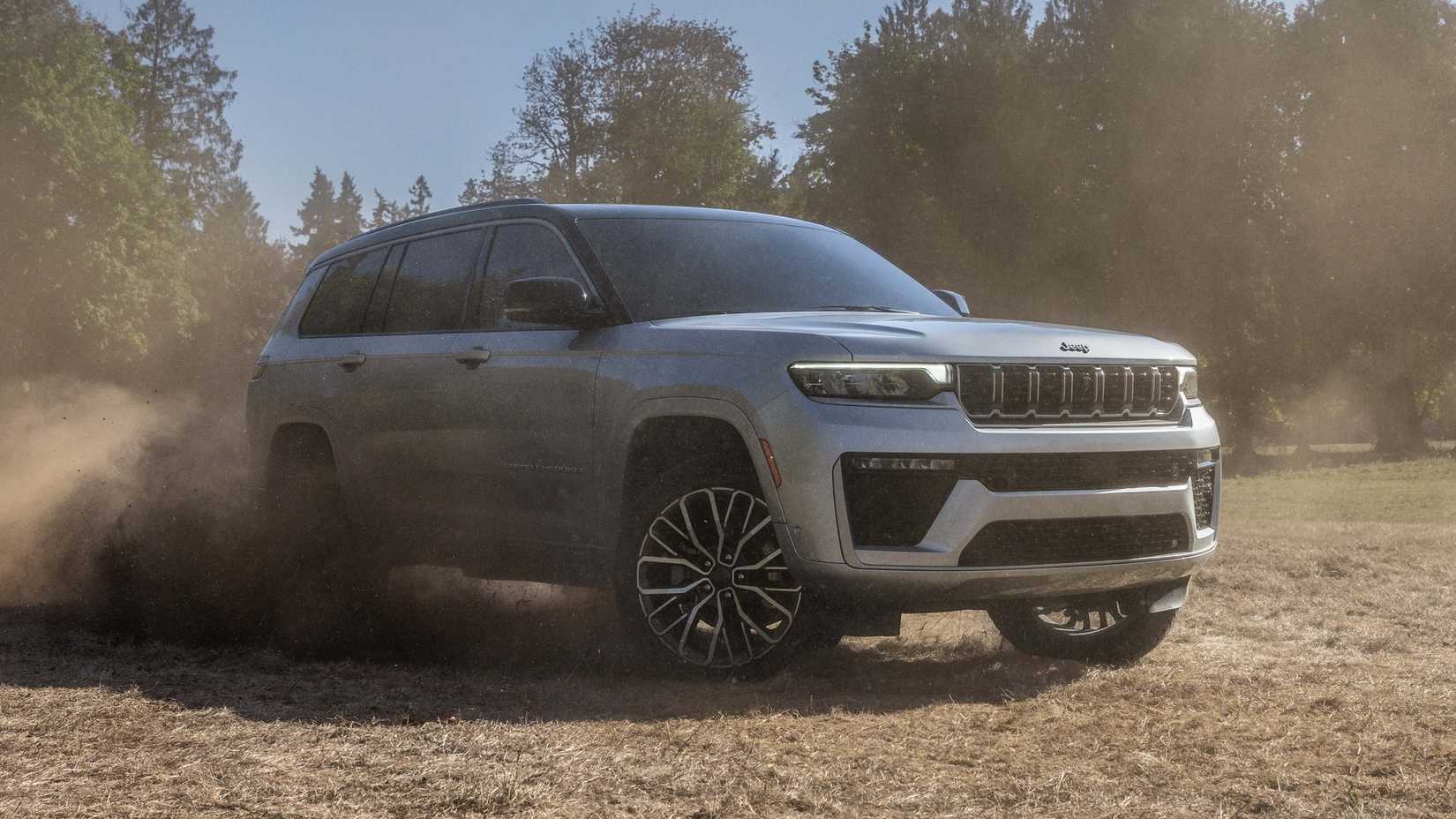 Jeep Grand Cherokee off-roading