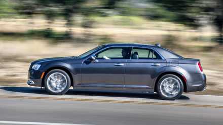 Driving side view of the 2020 Chrysler 300C
