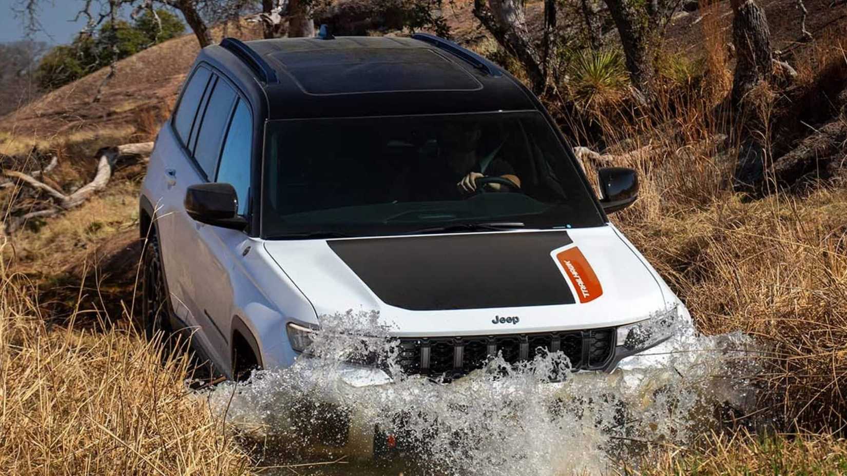 2026 Jeep Grand Cherokee hardcore off-roading