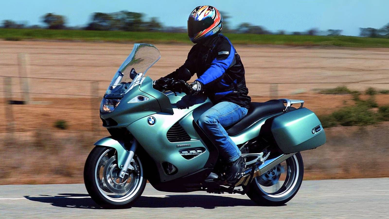 This Vintage Touring Legend Could Still Outlast Modern Motorcycles This Vintage Touring Legend Could Still Outlast Modern Motorcycles