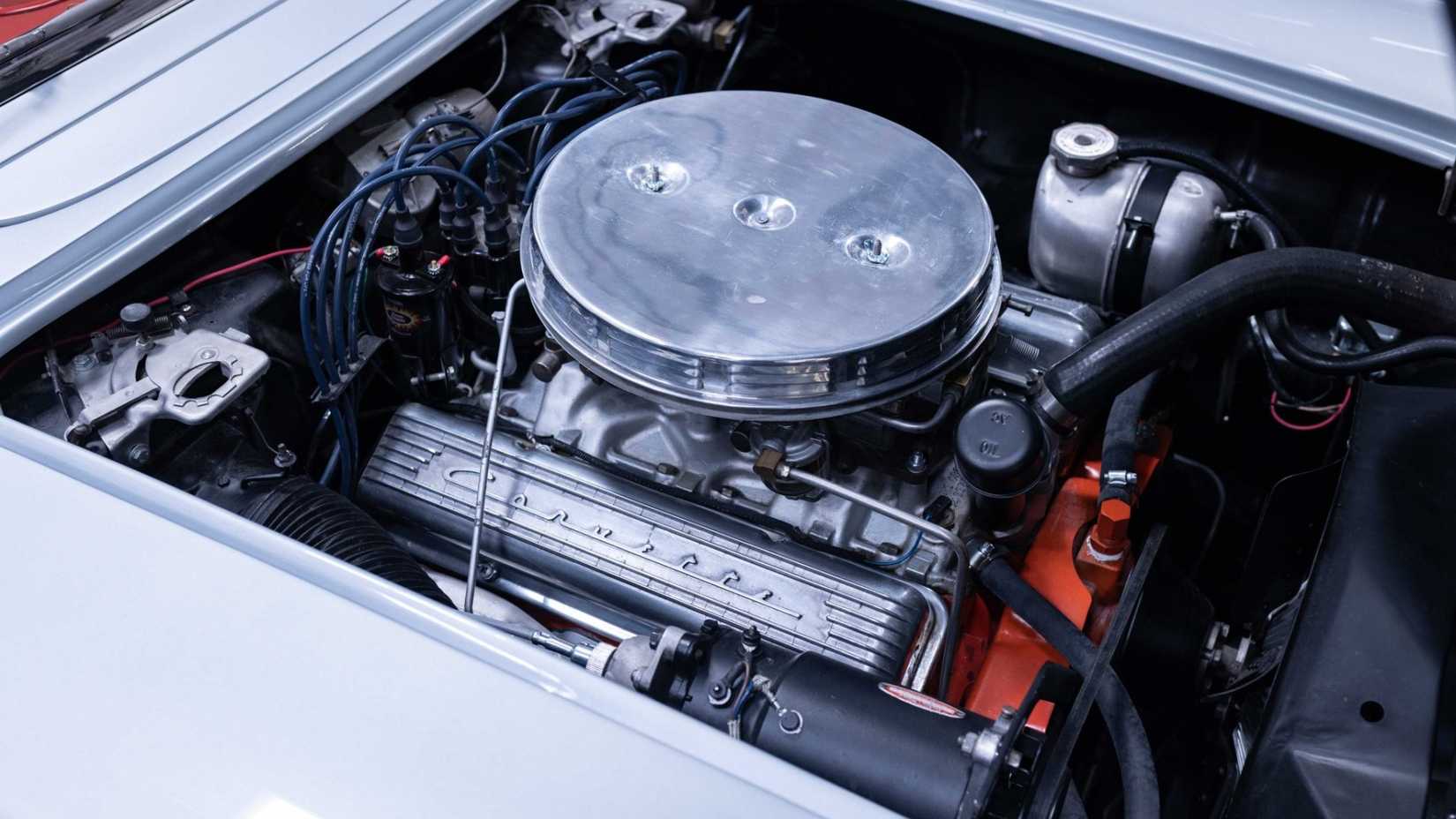 1961 Chevrolet Corvette 283 270 4-Speed engine bay