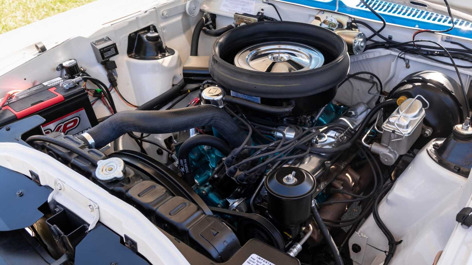 1970 AMC Rebel Machine 4-Speed 390 V8 engine