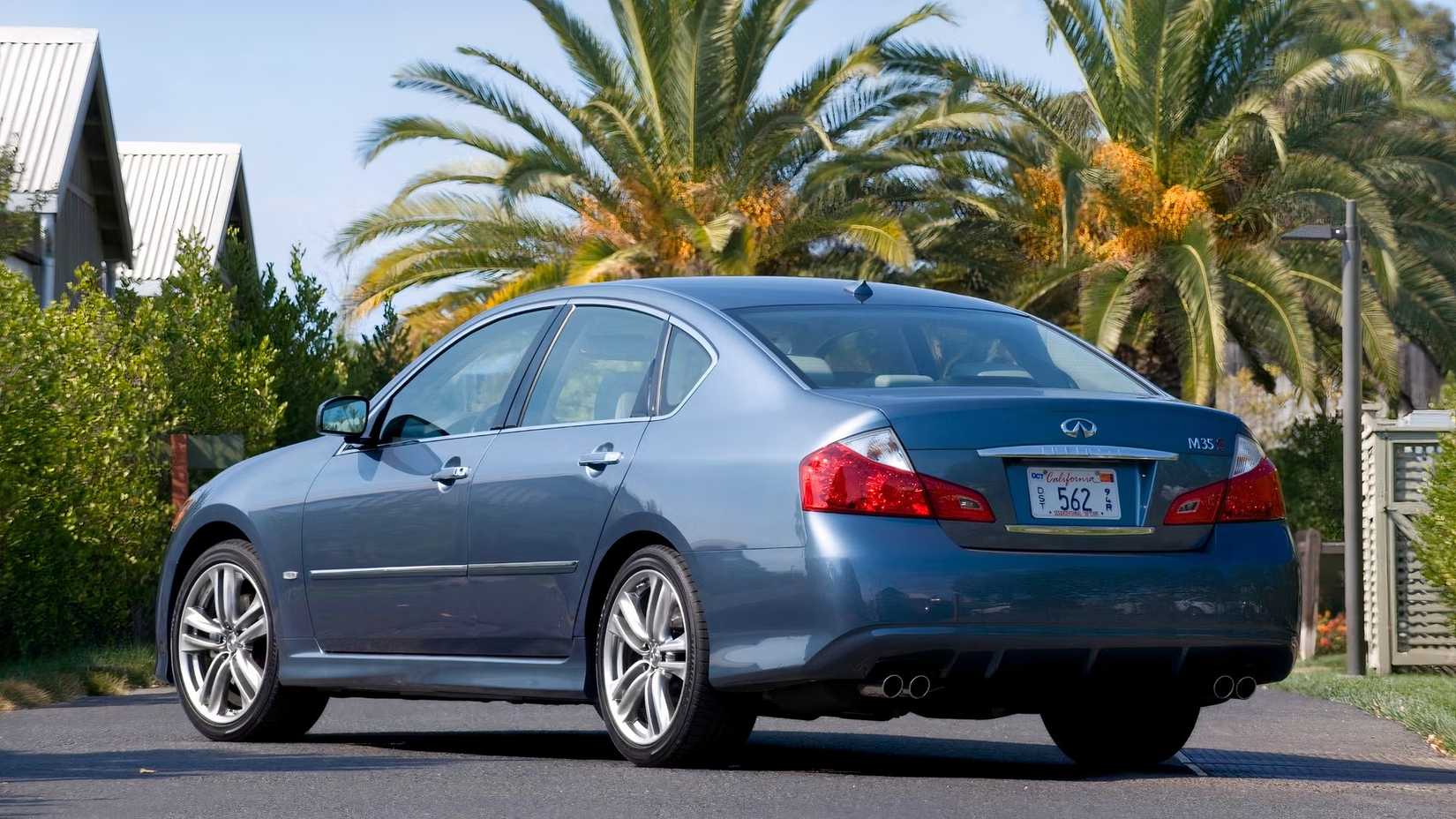 2010 Infiniti M35 