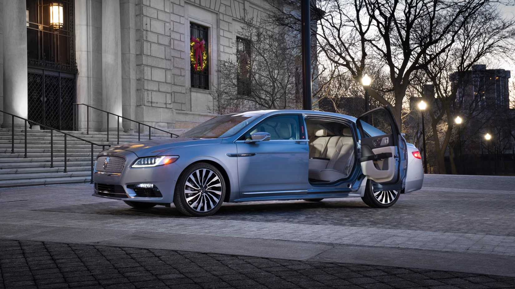 2020 Lincoln Continental Coach Door Edition (3)