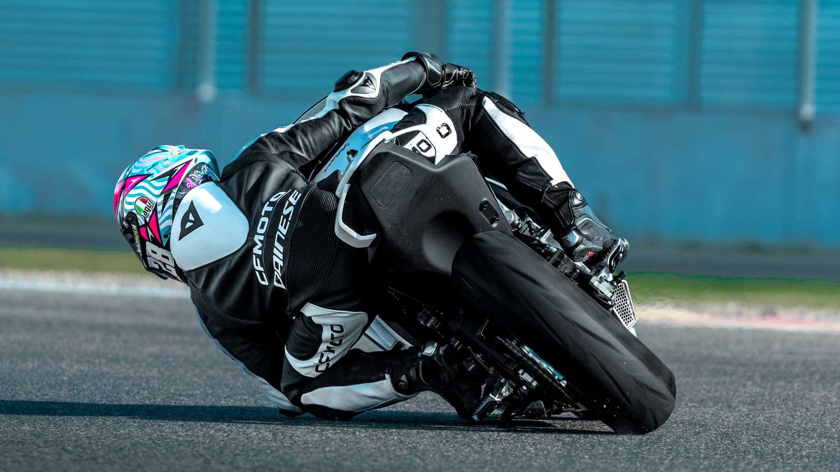 2025 CFMoto 675SS Cornering Rear