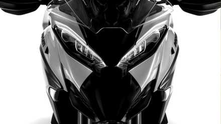 Uma foto dramática do farol Ducati Multistrada V4 2025
