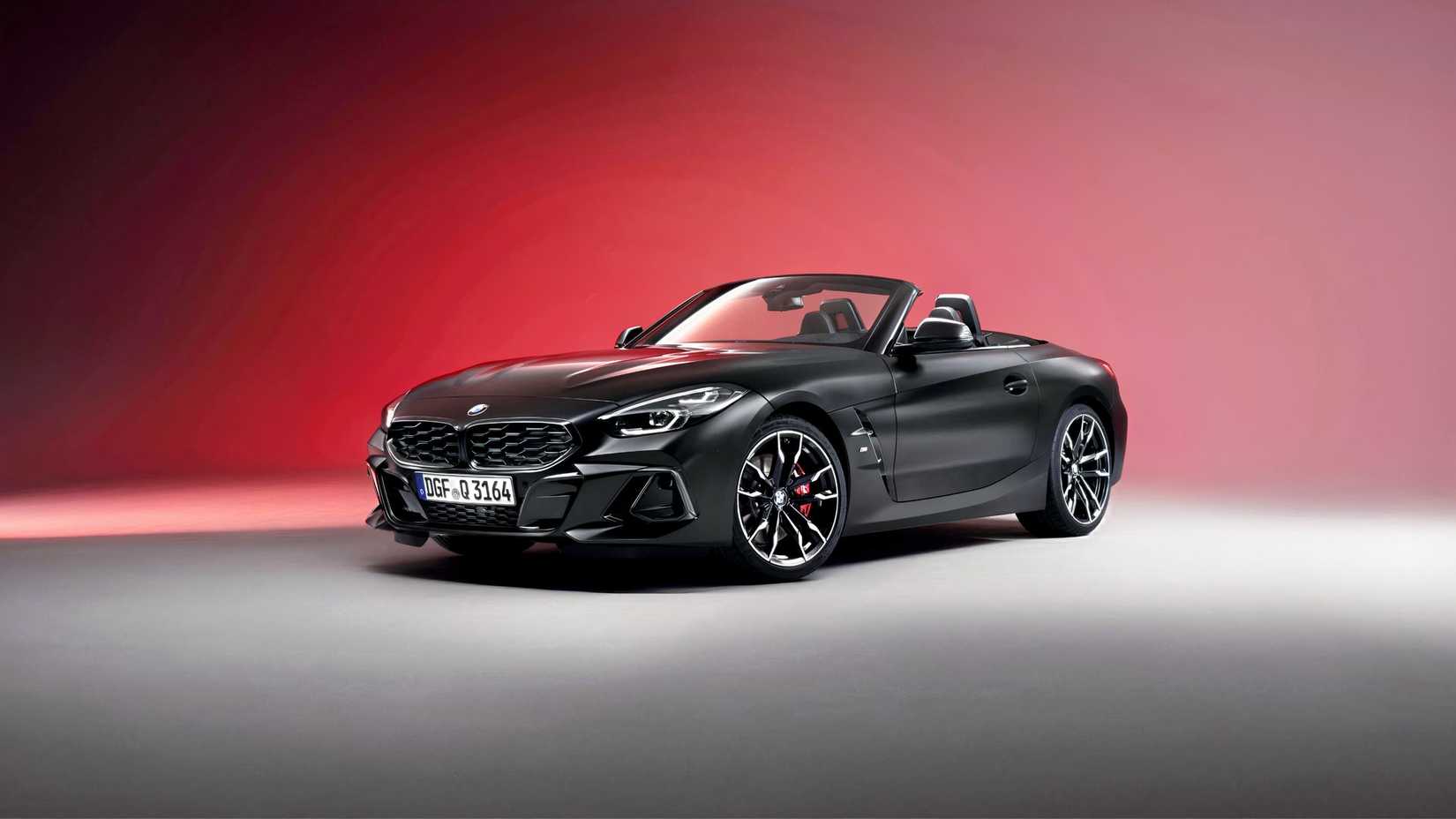 2026 BMW Z4 Final Edition front 3/4 shot