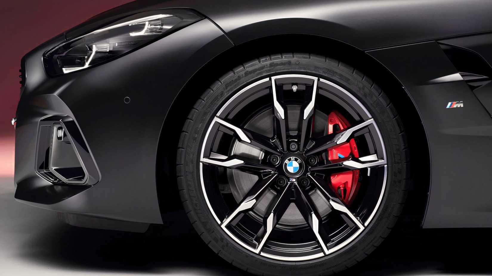 Foto aproximada da roda do BMW Z4 Final Edition 2026