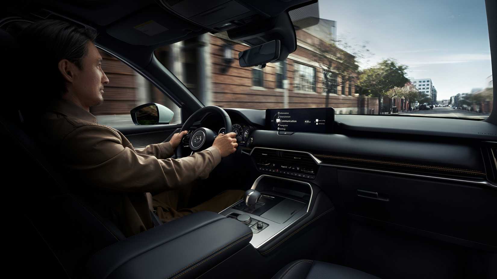 Interior do Mazda CX-90 2026