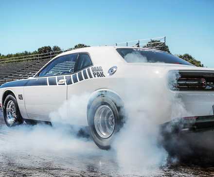 Pacote de arrasto de coisas Dodge Charger Hustle 2026
