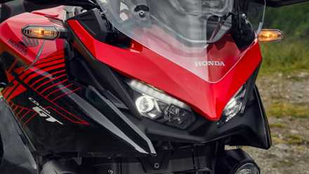 Foto aproximada do farol Honda CB1000GT 2026