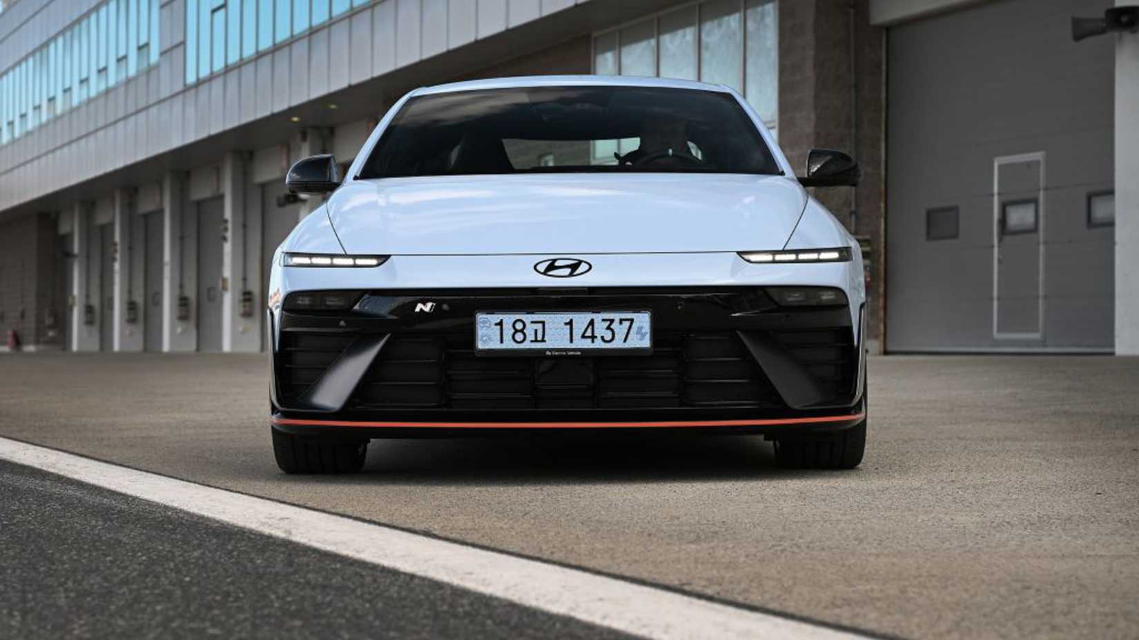 2026 Hyundai IONIQ6 N-08