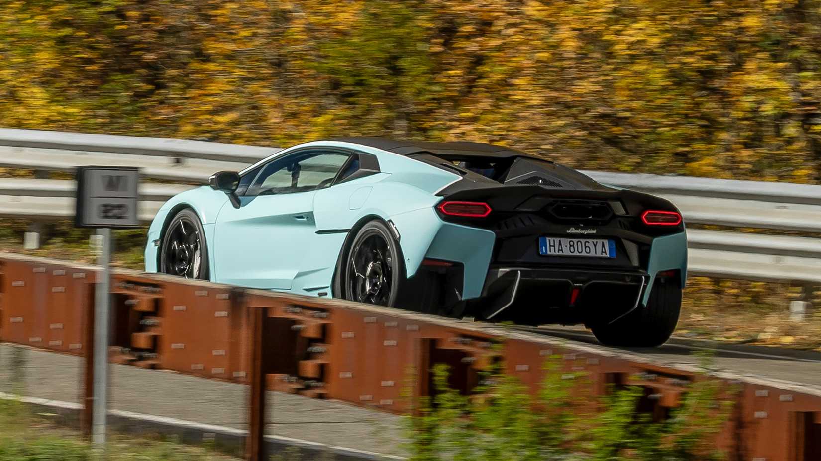 2026 lamborghini temerario exterior tiffany blue 3