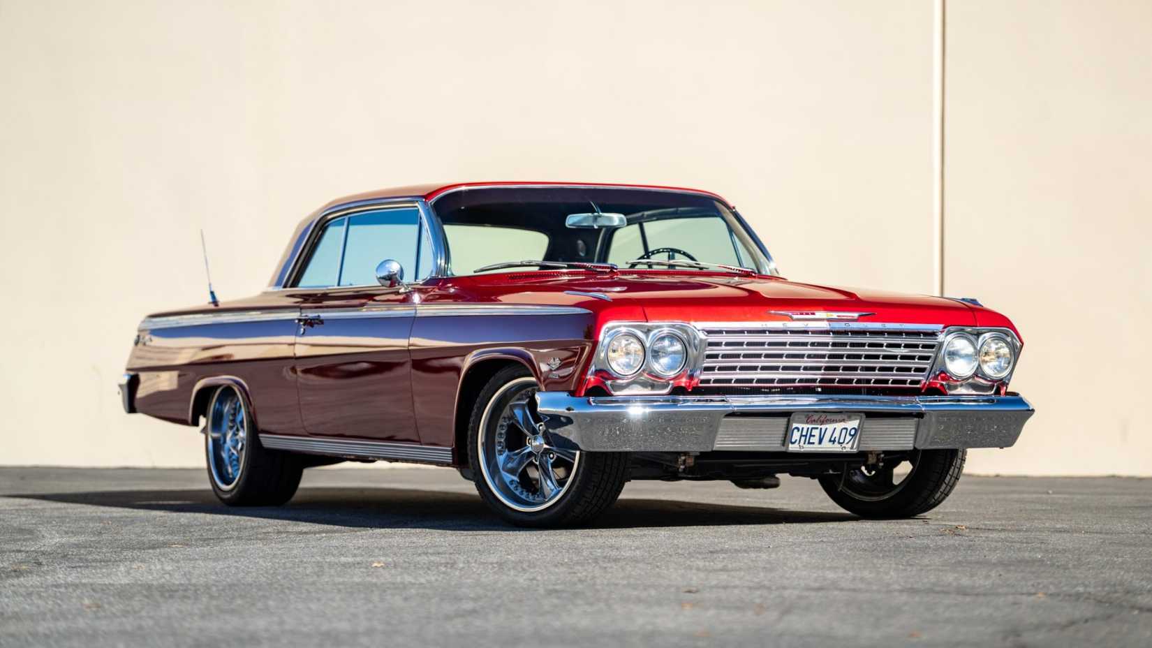 409-Powered 1962 Chevrolet Impala Sport Coupe 4-Speed front third quarter view