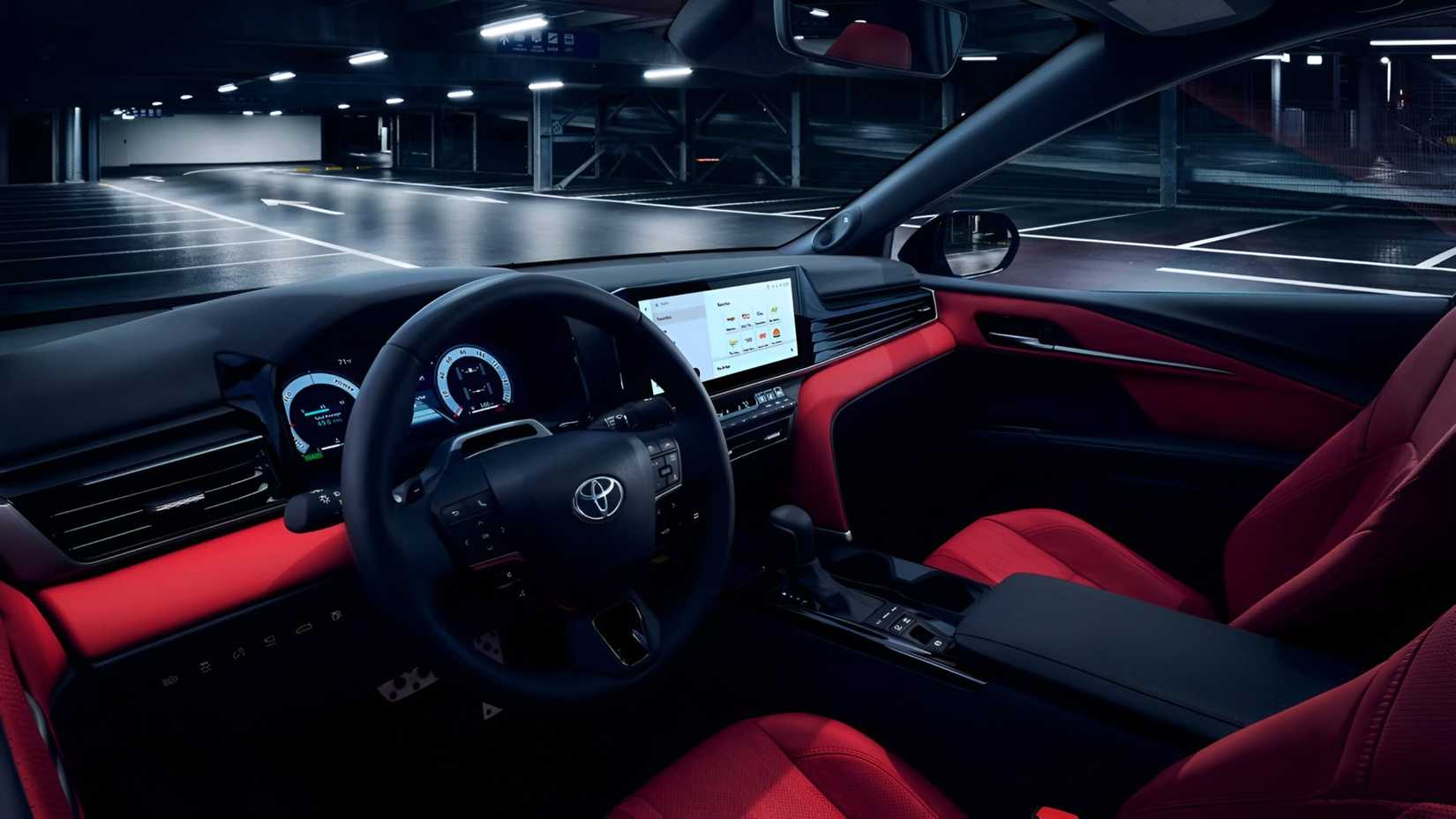 Vista interna do Toyota Camry Hybrid 2026