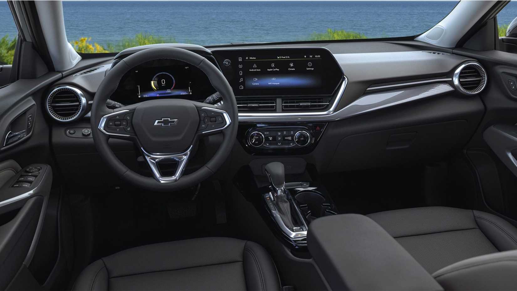 2025 Chevrolet Trax interior
