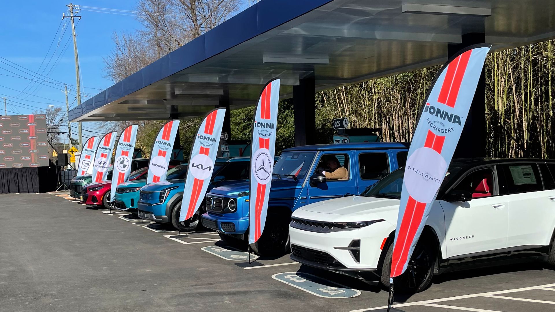 evs-at-ionna-charging-station