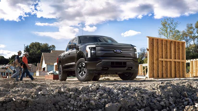 ford-2022-f-150-lightning-pro-1-ford-media-center-1920x1080