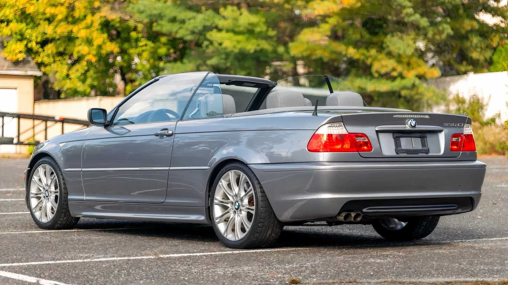 2005 BMW 330Ci in silver parked