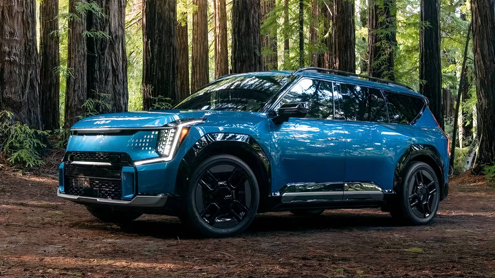 The 304-Mile Kia EV9 Has One Feature Rivian Can’t Match