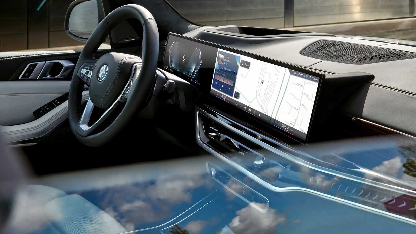 2025 BMW X5 Curved Display