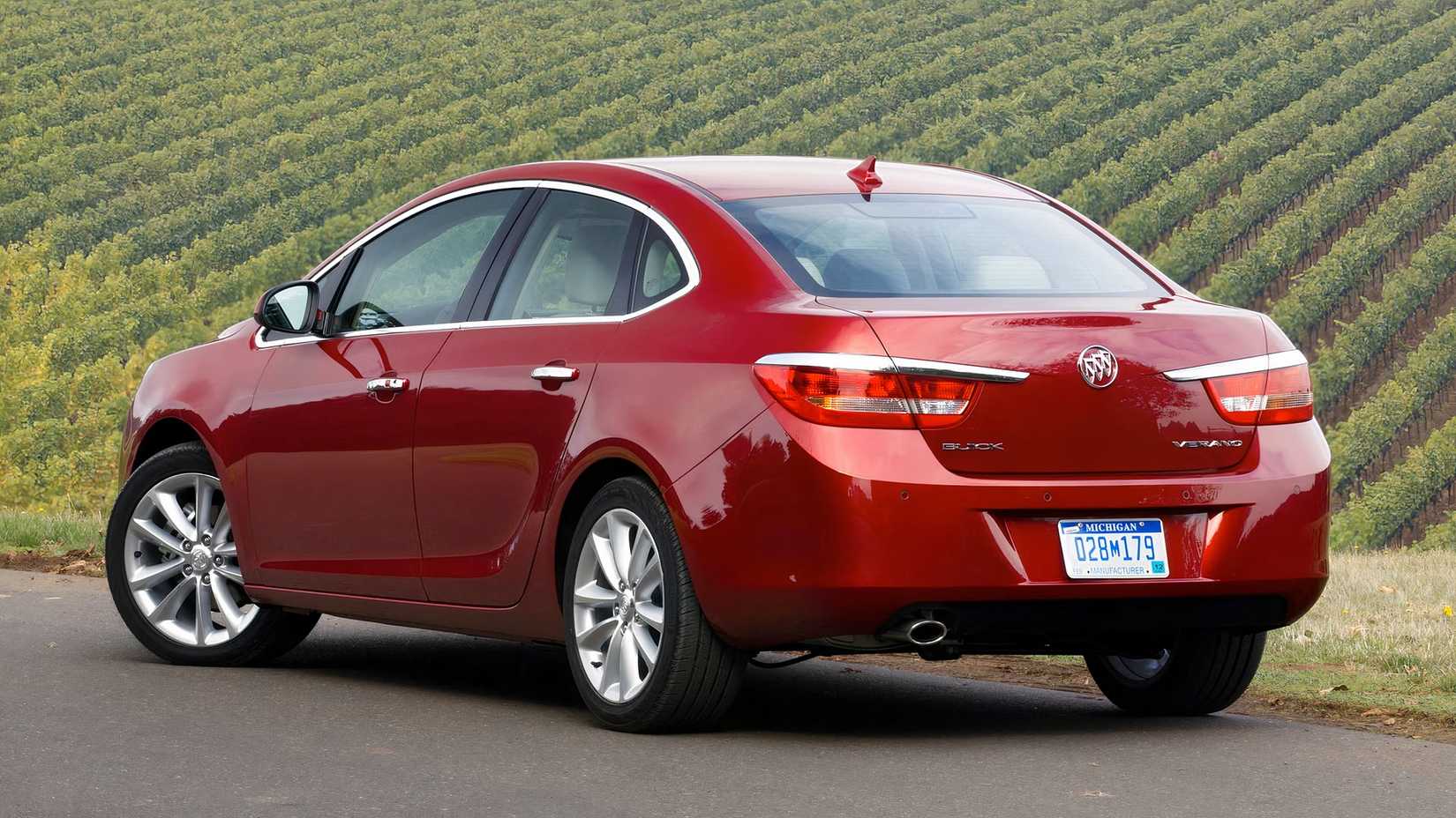 Buick Verano 2016 vermelho