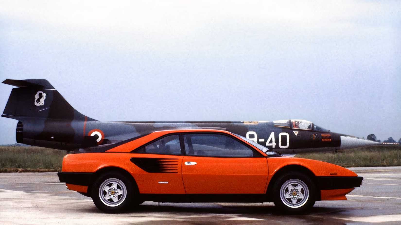 Ferrari Mondial 8, side 