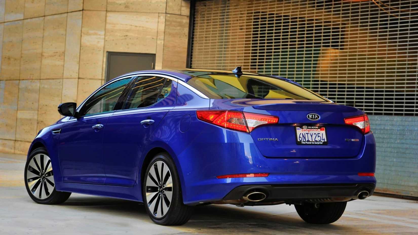 2011 Kia Optima rear 3/4 shot