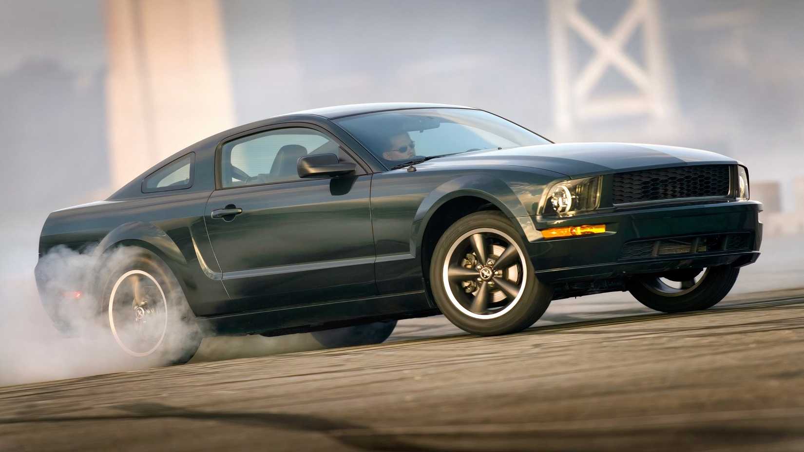 2008 Ford Mustang Bullitt action shot