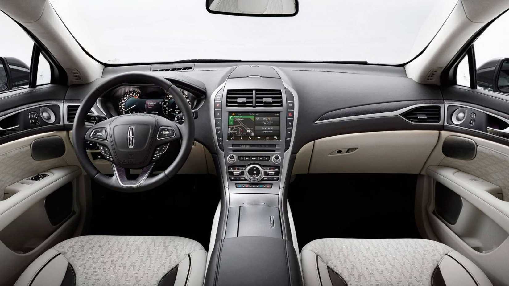 2020 Lincoln MKZ interior