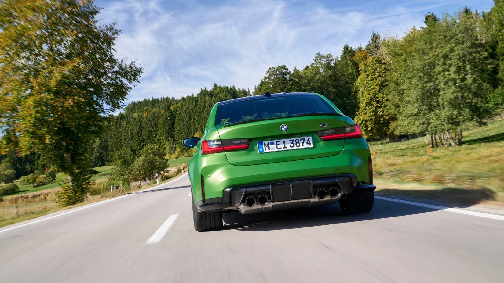 Extremidade traseira do BMW M3 2025