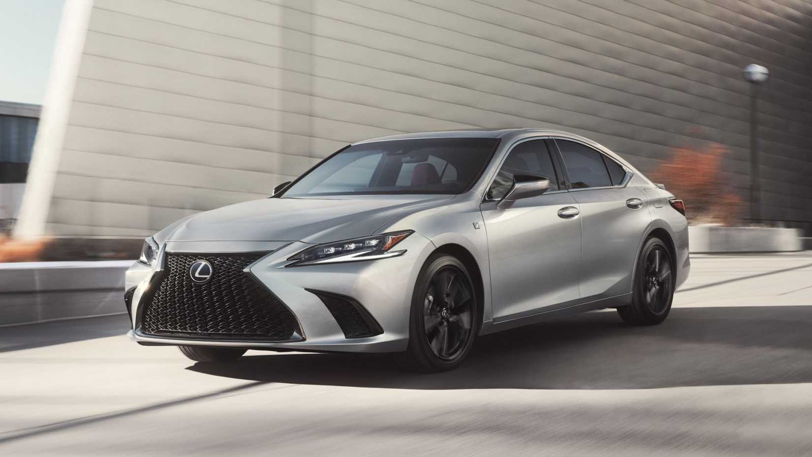 Lexus ES Hybrid accelerating front third quarter view