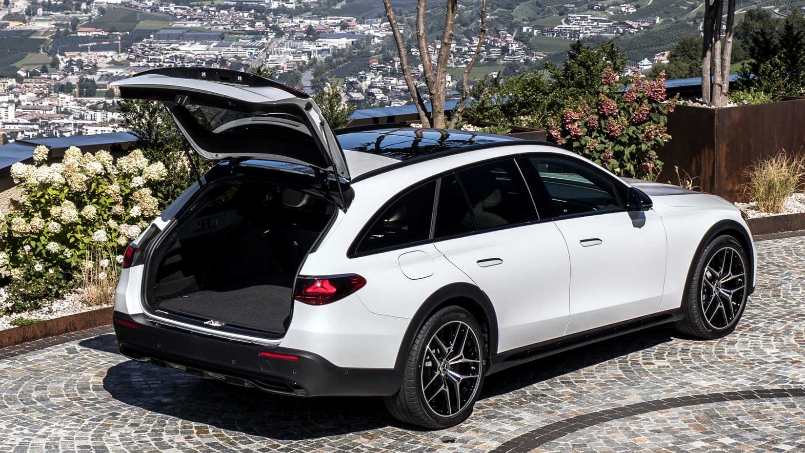 Carga todo-o-terreno Mercedes-Benz Classe E 2026