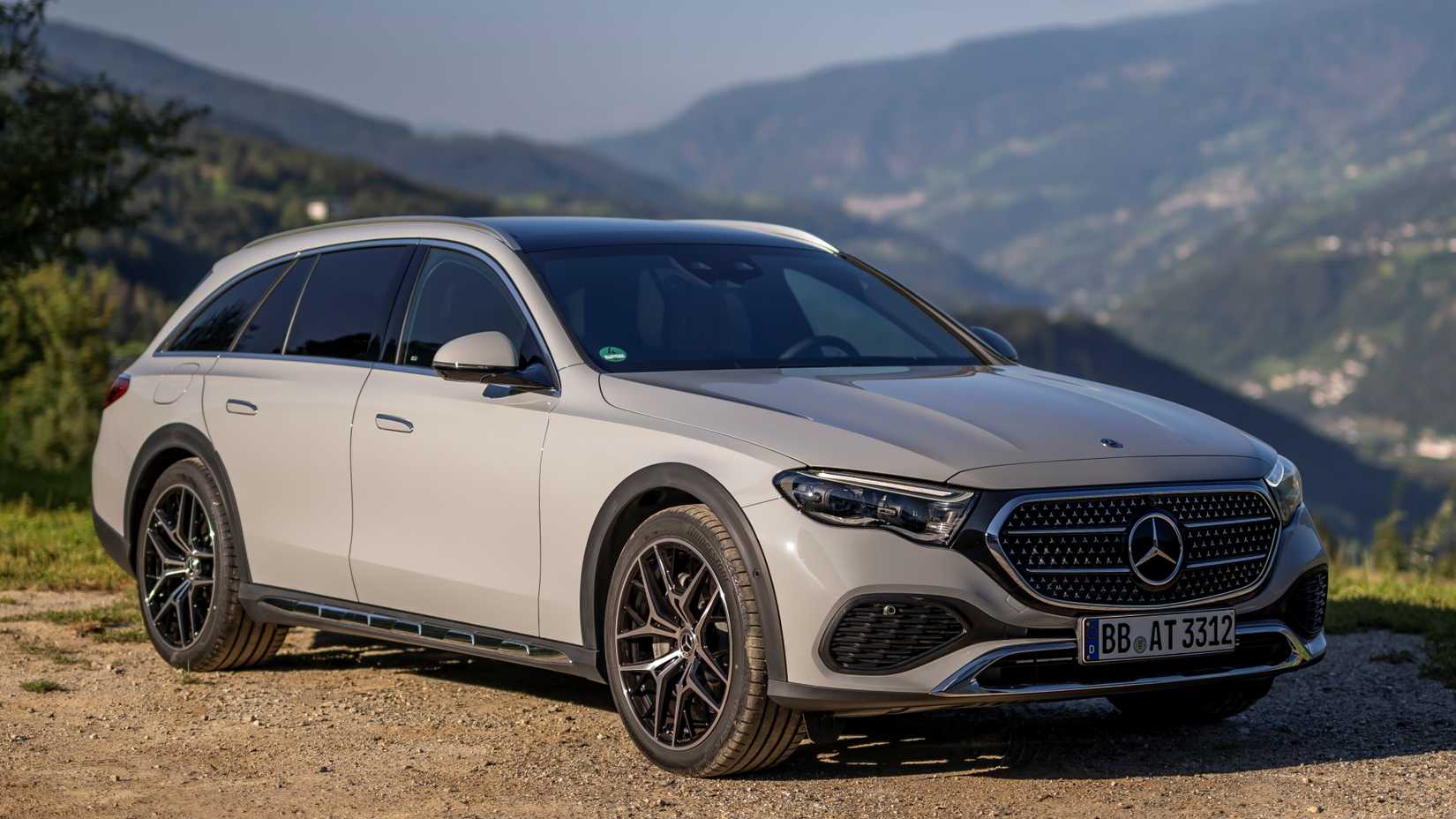 2026 Mercedes-Benz E-Class All-Terrain Front Quarter