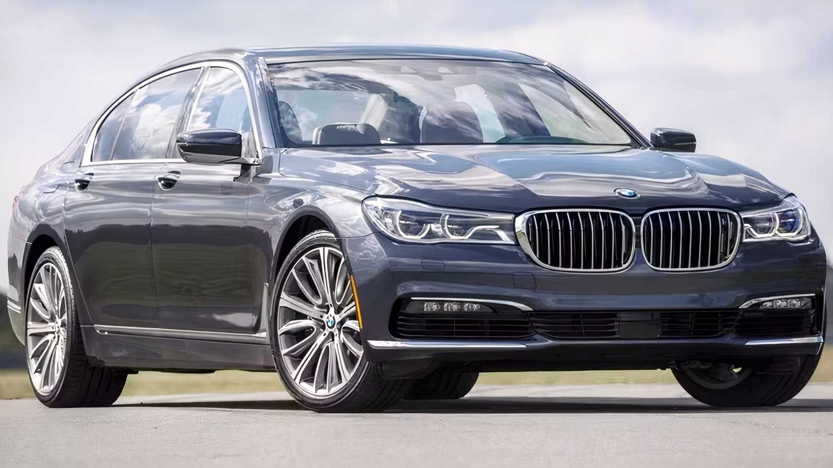 2016 BMW 7 Series Front 3.4