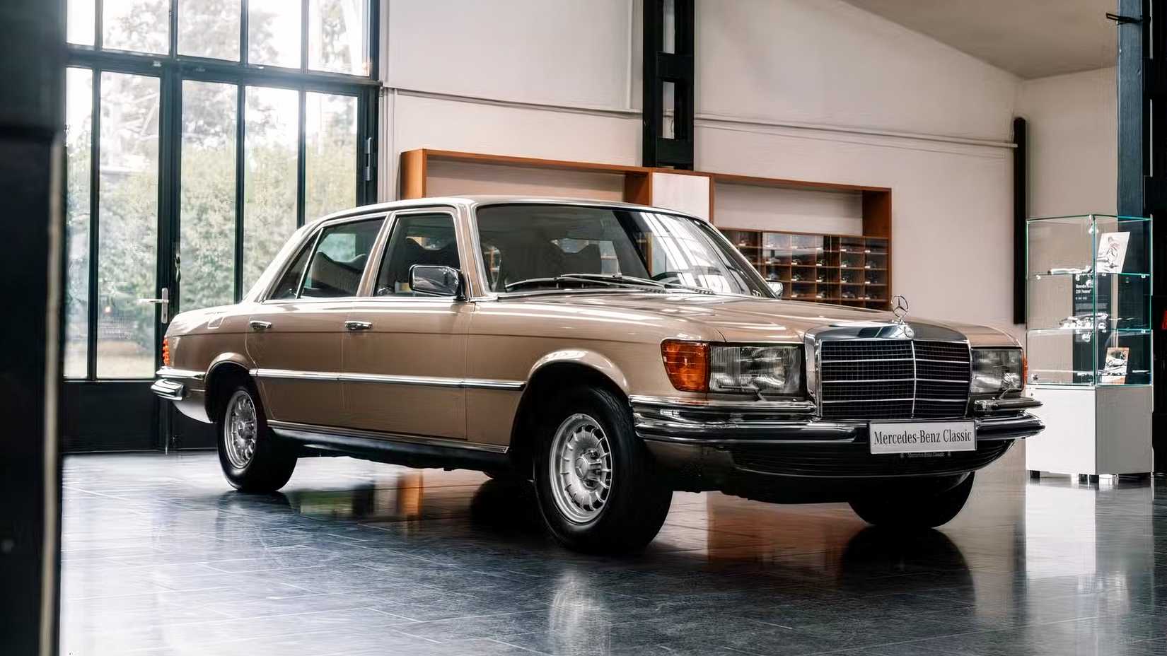 Mercedes-Benz W116 450SEL 6.9 (1)