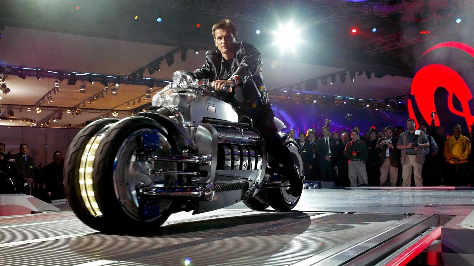 Chrysler Tomahawk motorcycle concept