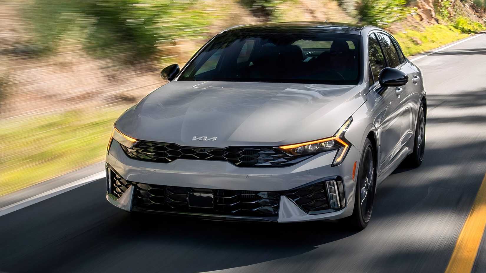 2021 kia K5, front 3/4