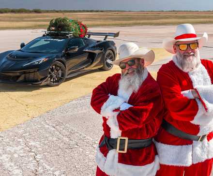 Hennessey-196-mph-c8-zr1-corveta-árvore-de-natal-run-01