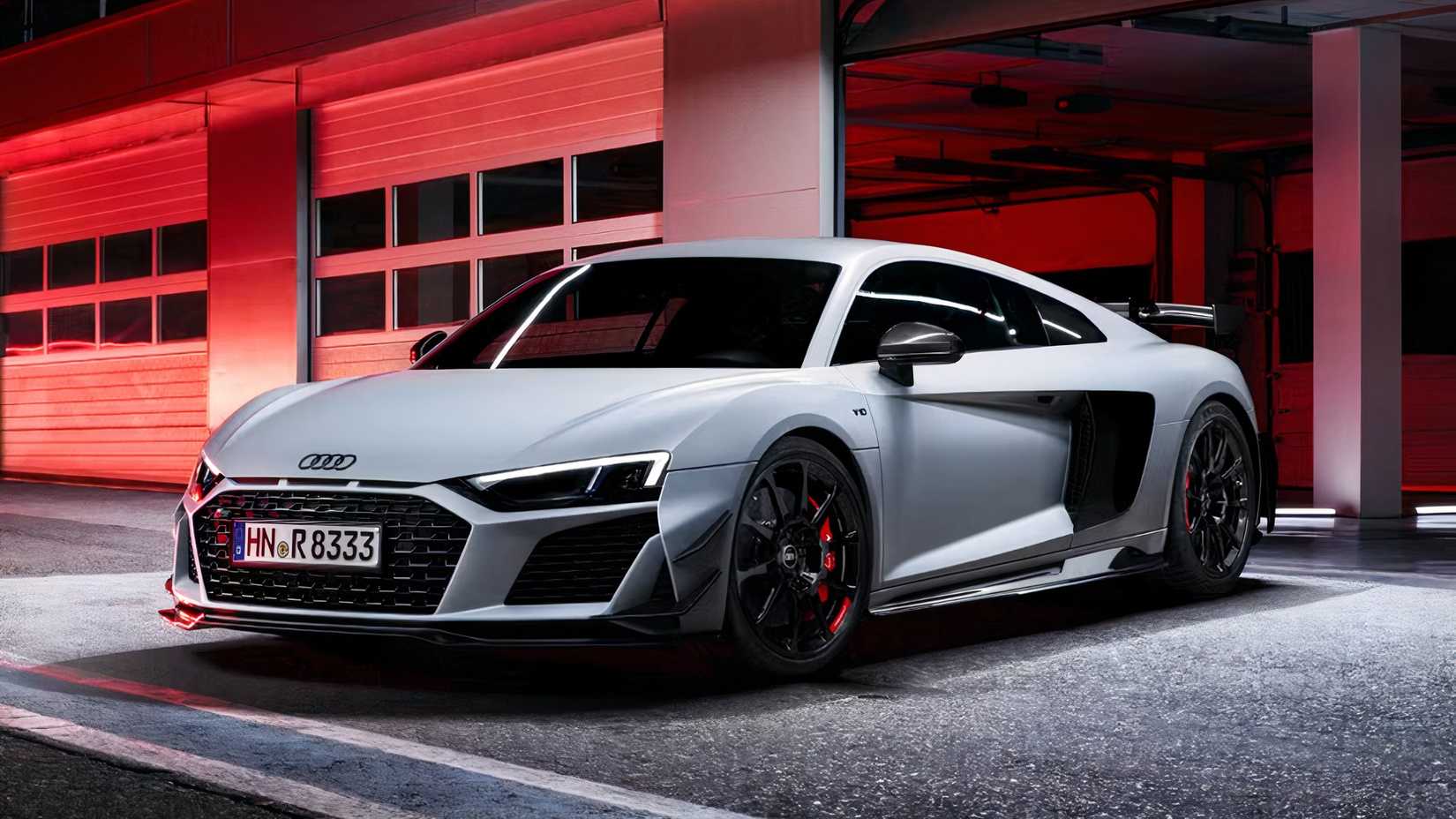 2023 Audi R8 Coupe em branco estacionado