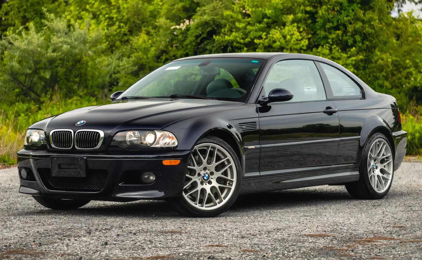 Front 3/4 shot of 2006 BMW M3 Competition in black parked