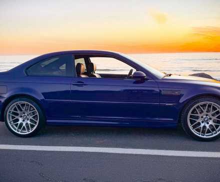 Competição BMW M3 2006 em azul