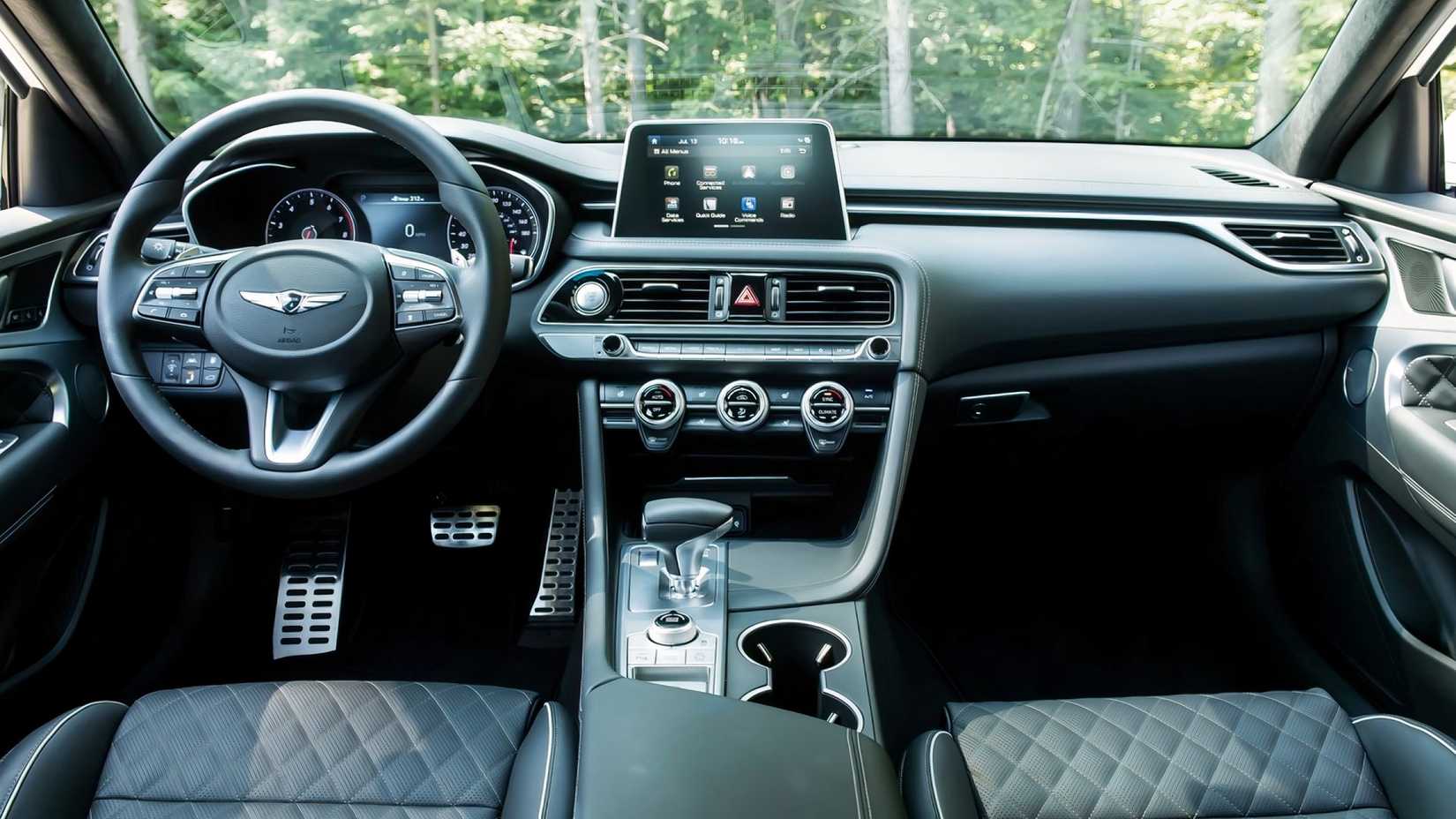 2019 Genesis G70 interior, front