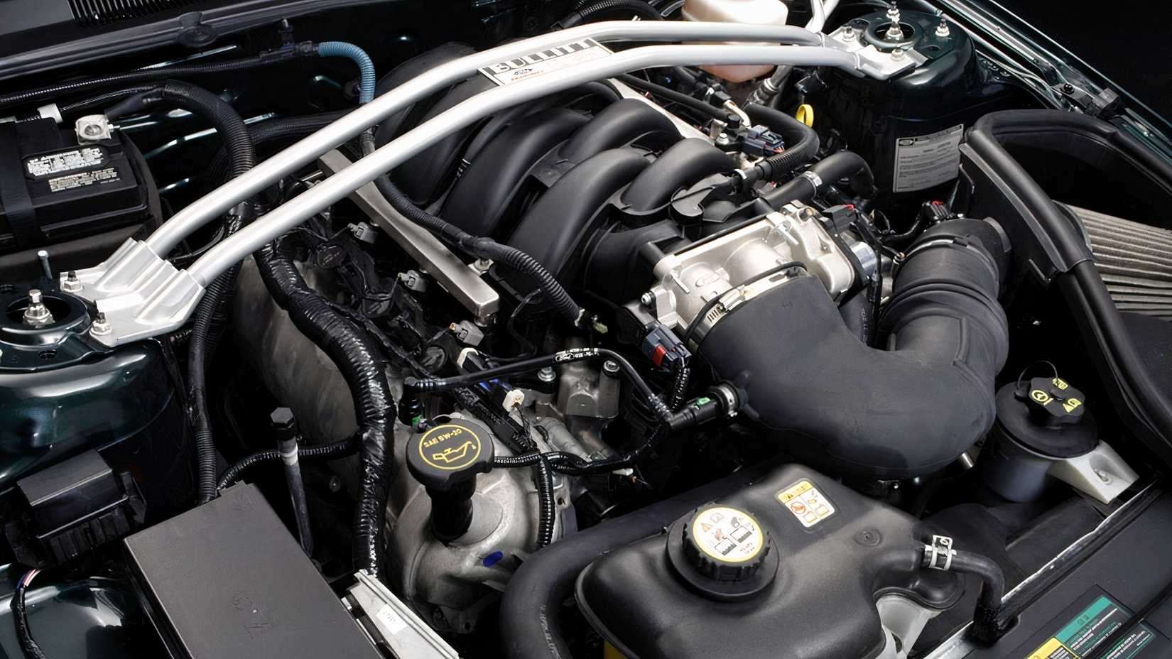 Compartimento do motor Ford Mustang Bullitt 2008