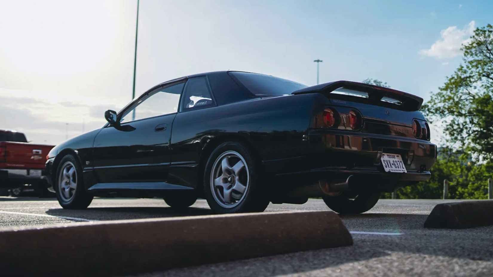 Black 1992 Nissan Skyline GTS-t Type M (1)