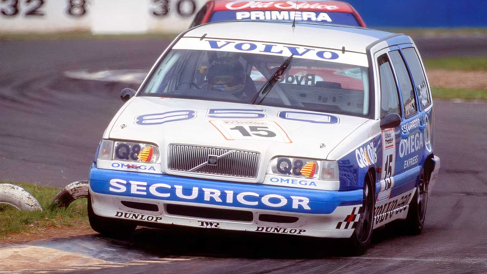 1994 Volvo 850 wagon BTCC.