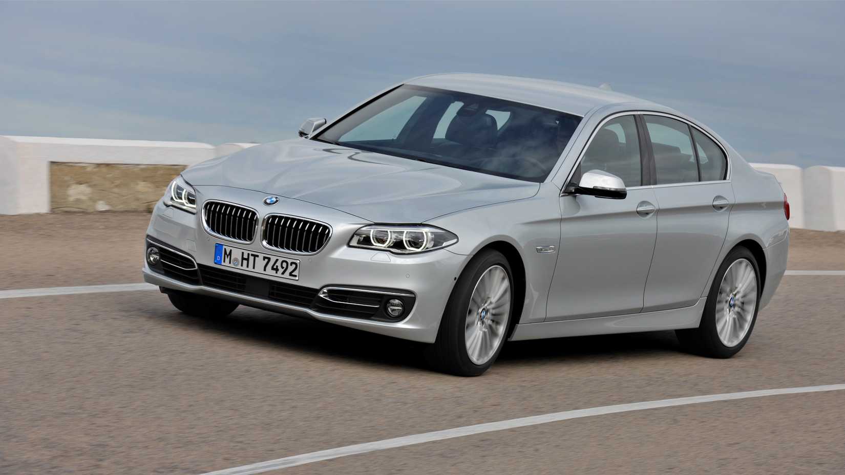 2014-2016 BMW 5 Series_8
