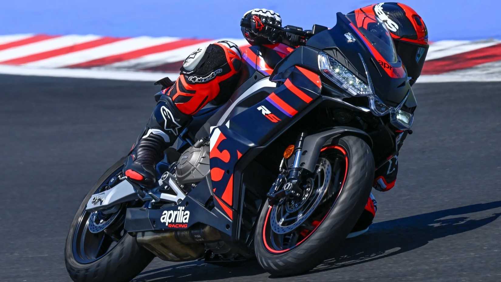 2025 Aprilia RS 457 curvas